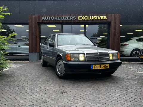 Mercedes-Benz 190-serie 1.8 E Basic automaat