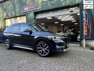 BMW X1 SDrive20i High Executive Pano Leder Navi pro