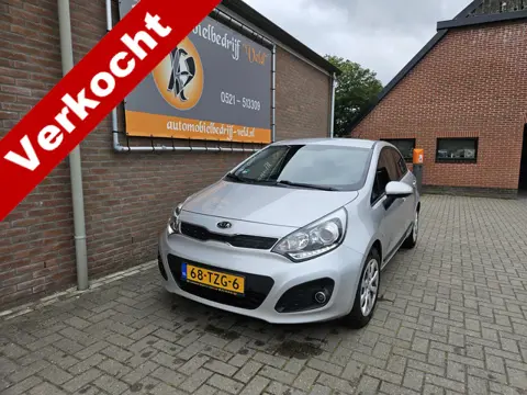 Kia Rio 1.2 CVVT Super Pack (koppakking lek) (bj 2012)