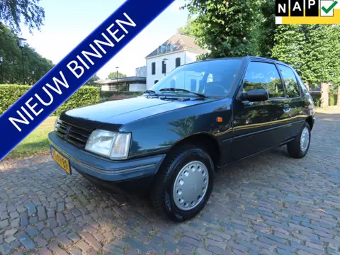 Peugeot 205 1.4 Génération ***2 Eigenaar*** Zeer nette 205 *** Goed Onderhouden***Trekhaak***
