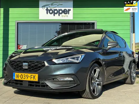 Seat Leon 1.5 eTSI FR Business|2e Eigenaar|Automaat|Panoramadak|Camera|Navigatie|CruiseControl|Clima
