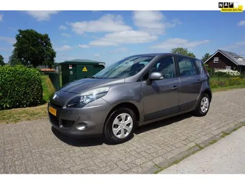 Renault Scénic 1.6 Expression