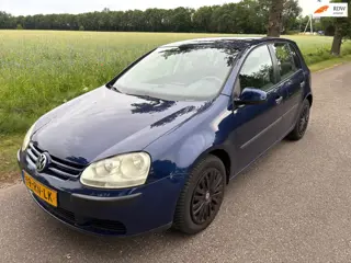 Volkswagen Golf 1.4 FSI Businessline Koude Airco/APK/Scherm/Trekhaak/Centraal