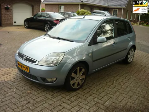 Ford Fiesta 1.6-16V Futura automaat
