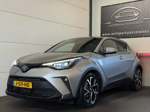 Toyota C-HR 1.8 Hybrid First Edition ACC, Achteruitrijcamera, JBL, NAP, LED, Trekhaak, Lane-Assist, 