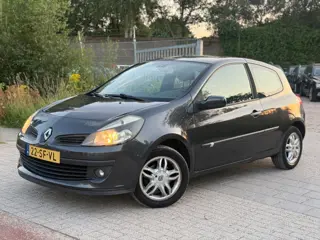Renault Clio 1.4-16V Dynamique Luxe Airco Elekpakket Koopje