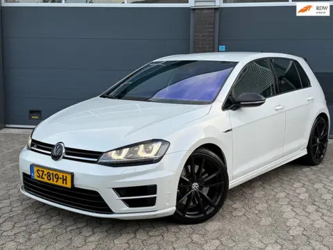 Volkswagen Golf 2.0 TSI R 4Motion|CARPLAY|CAMERA|GROOT NAVI|APK