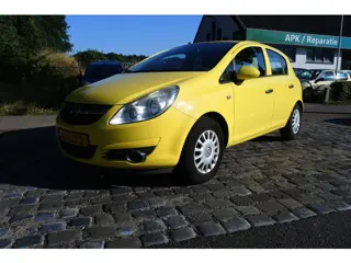 Opel Corsa 1.2-16V Essentia 5 drs airco apk nw 14-8-2027