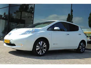 NISSAN LEAF TEKNA 30 KWH | LEDER | 360 CAMERA | KEY-LESS | NAVI | CRUISE | CLIMATE | BOSE