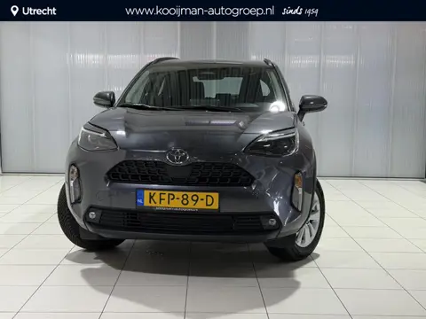 Toyota Yaris Cross 1.5 Hybrid 115 Active  Nieuw , Trekhaak met afneembare kogel , All season banden 