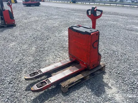 Linde T20AP Electric Electric Ride on Pallet Truck