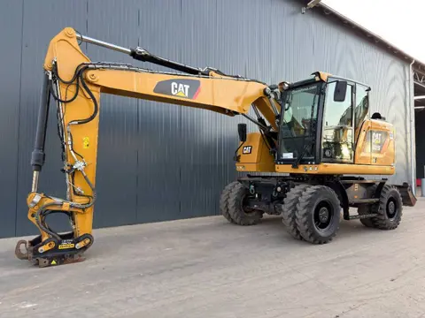 Cat M315F - With OilQuick (bj 2017)