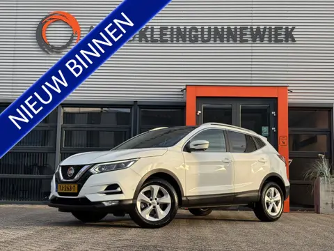 Nissan QASHQAI 1.2 Business Edition / 360 Camera / Stoelverwarming & Voorruitverwarming / Trekhaak /