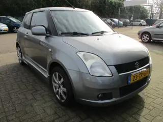 Suzuki Swift 1.5 Exclusive AIRCO! APK 3-2027!