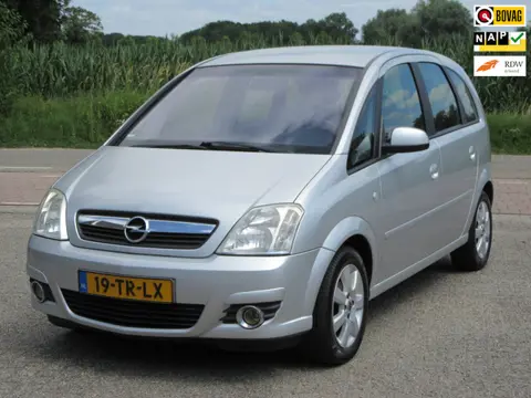 Opel Meriva 1.6-16V Cosmo