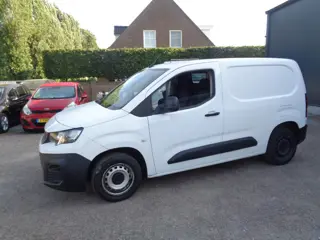 Peugeot Partner 1.2 PureTech Premium Airco, navigatie, PDC, Carplay/android auot