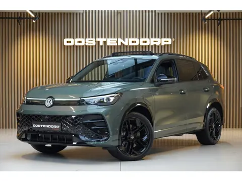 Volkswagen Tiguan 1.5/272pk eHybrid R-Line Blackstyle VOL!|2026|Panoramadak|Trekhaak|Leer+Verwarming