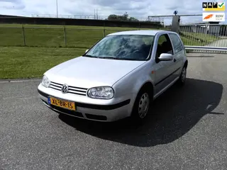 Volkswagen Golf 1.4-16V