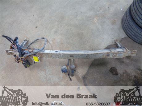 Volkswagen Caddy 2004-2015 Trekhaak (Bosal aftermarket)