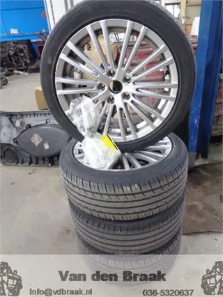 Volkswagen Golf 2003-2008 Aluminium velgenset 17 inch