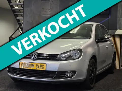 Volkswagen Golf 1.2 TSI Highline BlueMotion NAVI / Camera / Carplay-Android