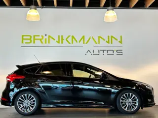 Ford Focus 1.0 ST-Line - ECC - Camera - Nwe Distributie.