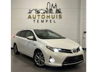 Toyota Auris Touring Sports 1.8 Hybrid Executive Automaat Airco Led Keyless Camera Bluetooth Pano
