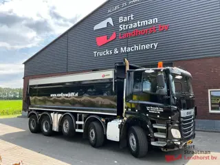 DAF CF 530 MIDLIFT 10x4 bladgeveerd met geisoleerde 22m³ Hyva asfaltkipper. BS2107