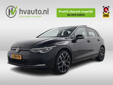 Volkswagen Golf 1.5 TSI STYLE | Panoramadak | Trekhaak | Camera