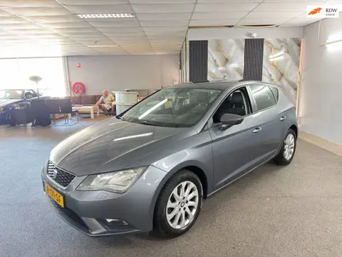 Seat Leon 1.4 TSI Style Apk Nieuw,Clima,Cruise,Carplay,Stoelverwarming,Parksensor,Lm velgen,Topstaat