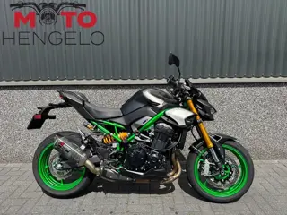 Kawasaki Z900 SE PERFORMANCE AKRAPOVIC (bj 2026)