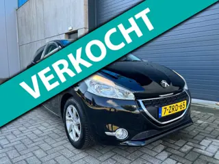 Peugeot 208 1.2i PureTech Style Pack AUT NAVI 5DRS