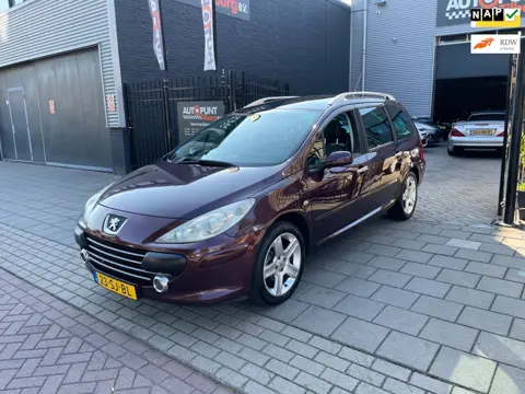 Peugeot 307 SW 2.0-16V XSi Trekhaak Airco Pano PDC Navi NAP APK