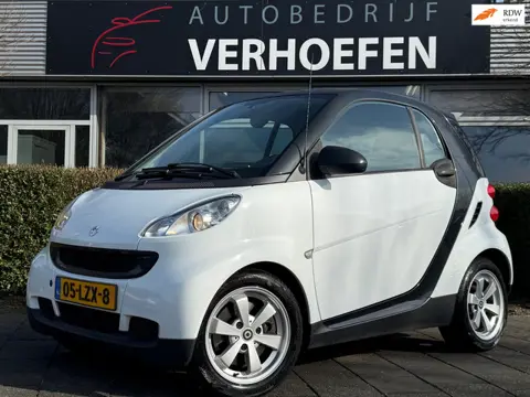 Smart Fortwo coupé 1.0 mhd Pure - AUTOMAAT - AIRCO - APK TOT 02-2027 - XENON !