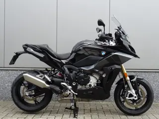 BMW S 1000 XR ABS TRIPLE BLACK (bj 2021)