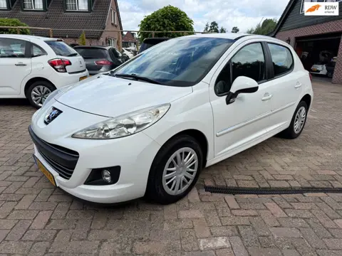 Peugeot 207 1.4 VTi XS NIEUWE APK 07-07-2027