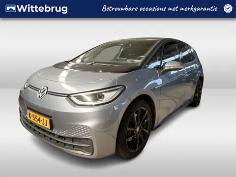Volkswagen ID.3 Business 58 kWh Navigatie / 19"LM velgen / App-connect / Clima / Stoelverwarming / Z