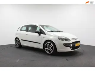 Fiat Punto Evo 1.2 Dynamic | Airco | Sportvelgen | Stuurbediening | APK 05-2027
