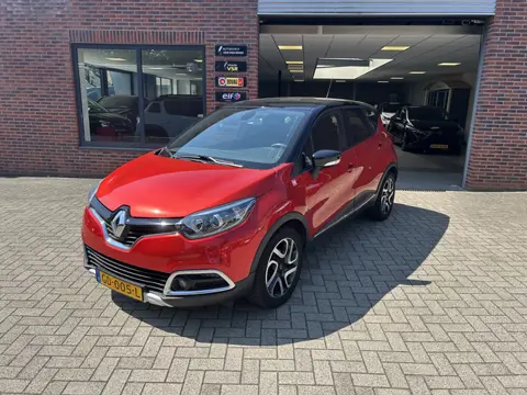 Renault Captur 0.9 TCe Helly Hansen (bj 2015)