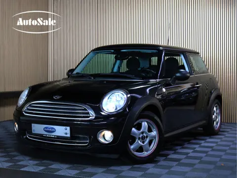 MINI 3-deurs 1.6 One Salt AVM RED HOT CLIMATRONIC LM VELGEN "10