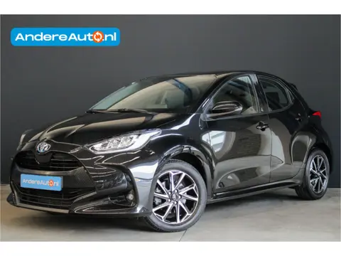 Toyota Yaris 1.5 Hybrid Dynamic |nieuw onderhoud|stoelverwarming|Apple/Android|