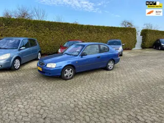 Hyundai Accent 1.3i AIRCO INRUIL KOOPJE