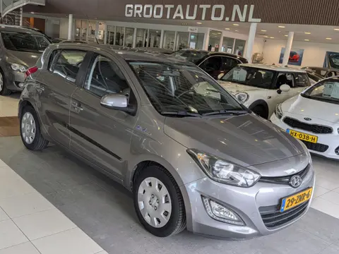 Hyundai i20 1.2i i-Motion Dealer Onderhouden, Airco, Stuurbekrachtiging