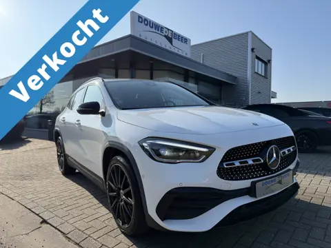 Mercedes-Benz GLA 250 e AMG Line Multibeam | Pano-Dak | Stoelverw. | Keyless | Night