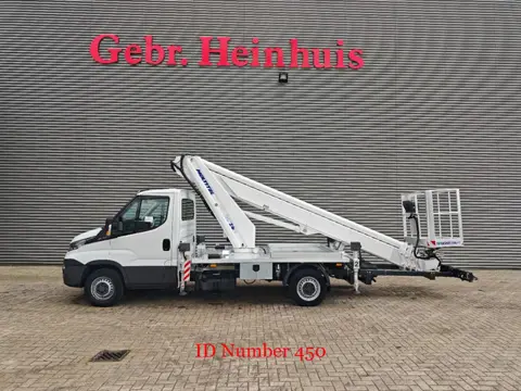 Iveco Daily 35-120 Multitel MT 240 (bj 2017)