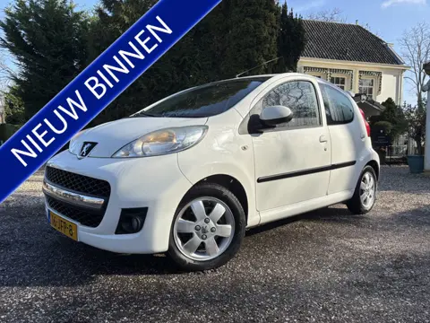 Peugeot 107 1.0-12V XS / Automaat / 5 Deurs / Airco