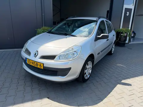 Renault Clio Estate 1.2-16V Expression