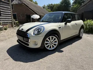 MINI 3-deurs 1.5 Cooper Pepper. Leder Yours,Led,17"! Zeer mooi !!!
