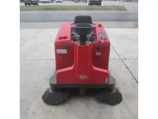 RCM Veegmachine zit-veeg Atom/E-plus. (bj 2020)