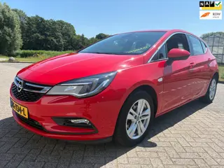 Opel Astra 1.4 Turbo SPORT Edition